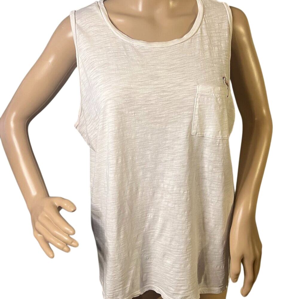 Loft White Tank Top With a breast Pocket with Embroidered Flamingo feminine